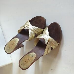 White House Black Market Gold Wooden Heels 7.5